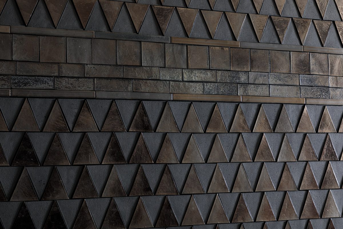 Ceramic wall "IN-EI"